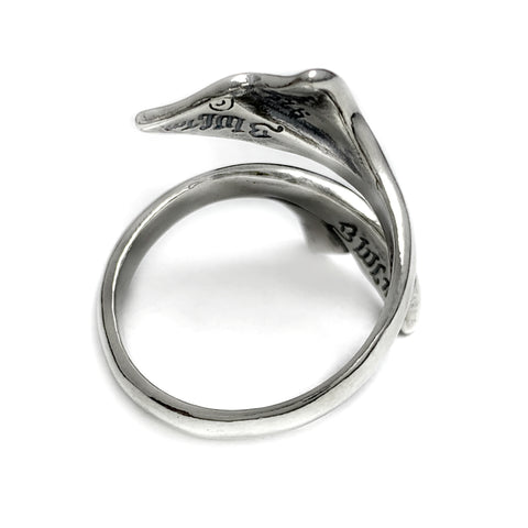 Double Whale's Tail Ring