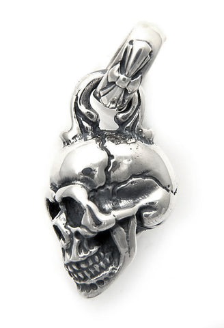 Side Skull with Immortal Cross Bale Pendant